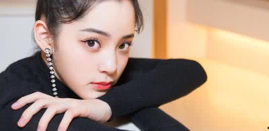 娱乐吃瓜酱娜娜摆摊,娱乐吃瓜酱的市井生活