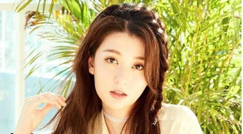 女主娱乐圈低调吃瓜文