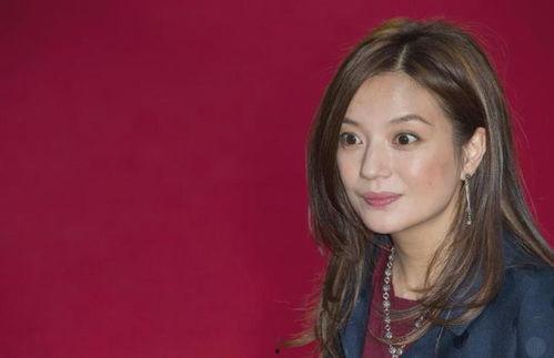 娱乐吃瓜女艺人死亡事件,吃瓜女艺人离世，真相扑朔迷离